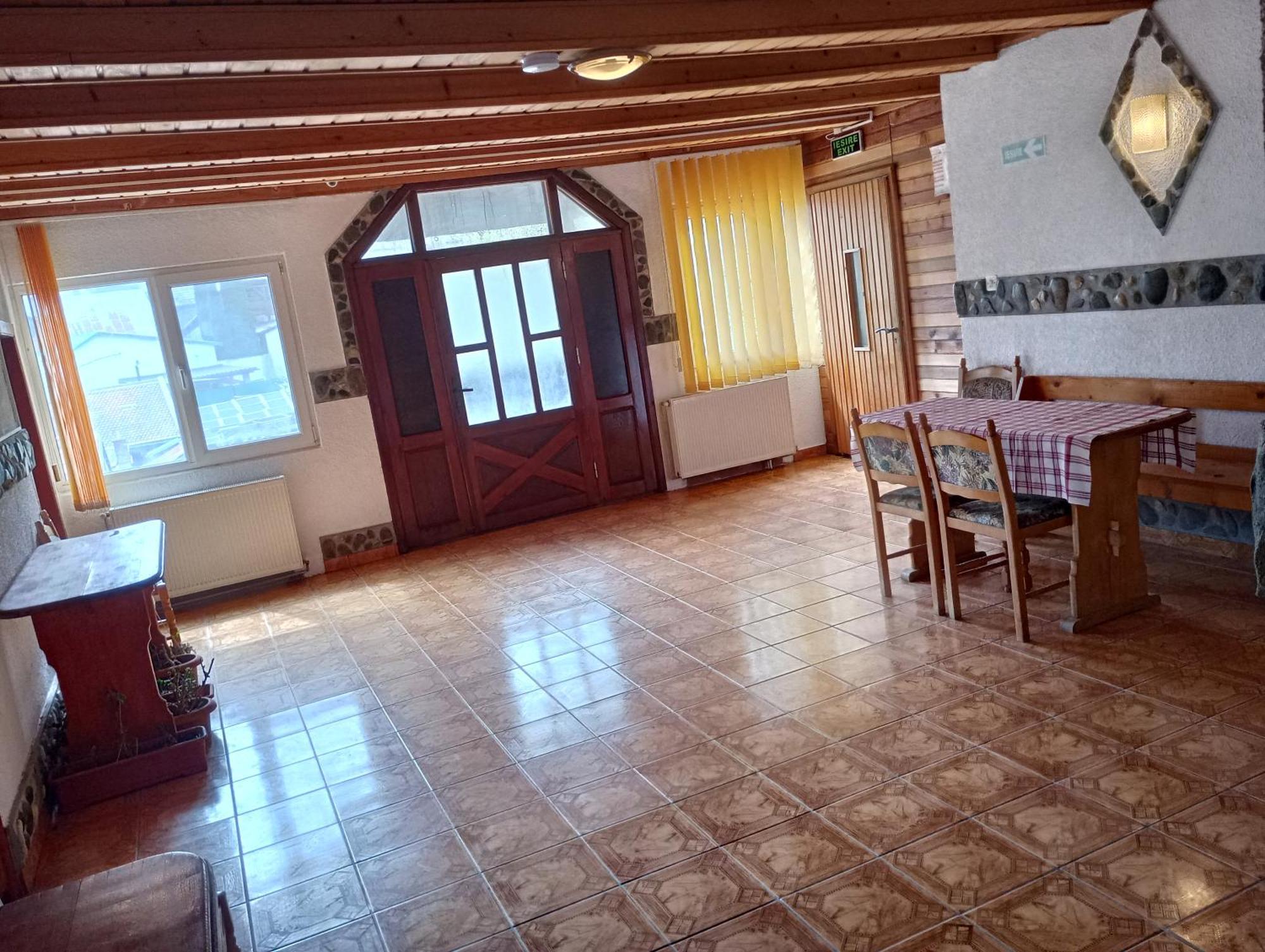 Pensiunea Irina 1 Si 2 Zărneşti Exterior foto
