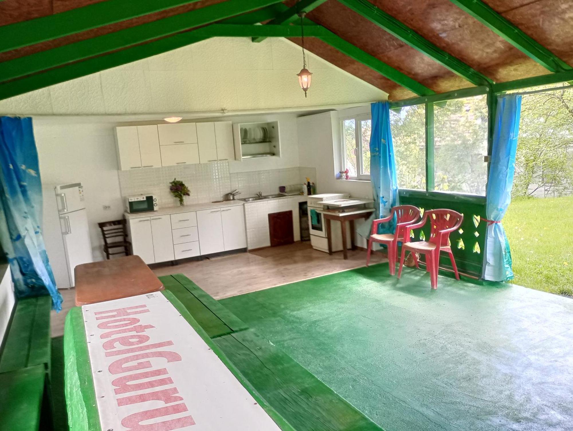 Pensiunea Irina 1 Si 2 Zărneşti Exterior foto